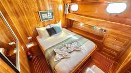 Luxury Sailing Yacht in Bodrum Marina thumbnail 40