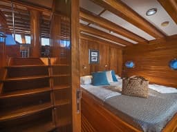 Luxury Sailing Yacht in Bodrum Marina thumbnail 54