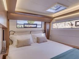 Lagoon 50 in Sicily / Capo d'Orlando Marina thumbnail 2