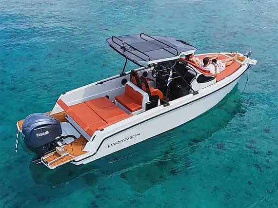 Protagon 25 in Ammouliani port - Photo 1