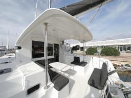 Lagoon 40 in Sukošan / D-Marin Dalmacija Marina thumbnail 30