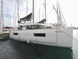 Lagoon 40 in Sukošan / D-Marin Dalmacija Marina thumbnail 6