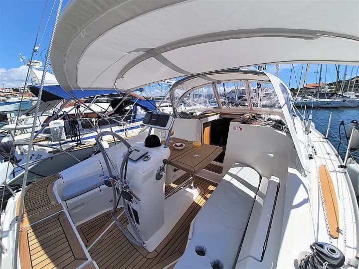 Elan Impression 344 in Murter / Jezera / ACI Marina Jezera - Photo 5