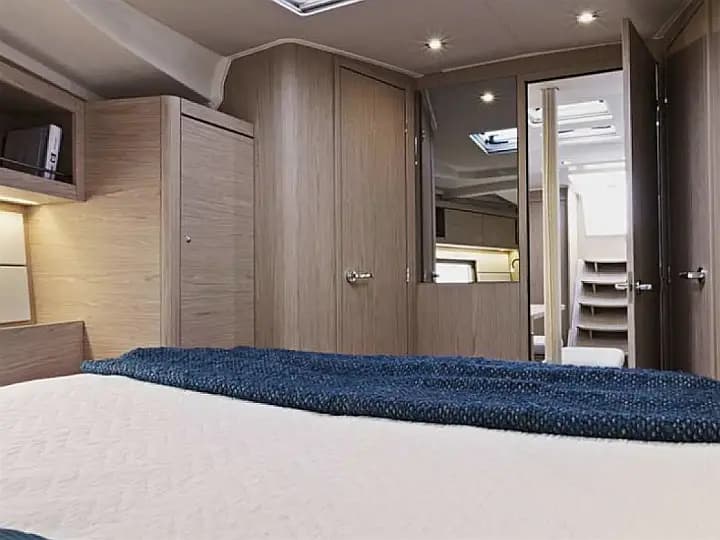 Oceanis 461 in Marina Agana - Photo 5