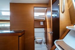 Sun Odyssey 490 in Sardinia / Portisco / Marina di Portisco thumbnail 11