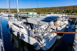 Sun Odyssey 349 in Krk / Punat / Marina Punat thumbnail 6