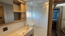 Lagoon 46 in Grimaud / Port Grimaud thumbnail 12