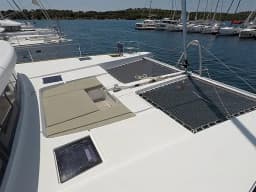 Lagoon 52 in Šibenik / D-Marin Marina Mandalina thumbnail 9