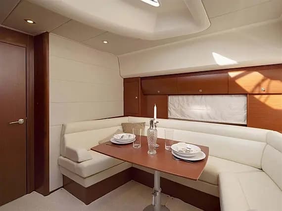 Prestige 440 in Sicily / Giardini Naxos / Porto di Giardini - Photo 3