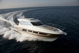Prestige 440 in Sicily / Giardini Naxos / Porto di Giardini thumbnail 7