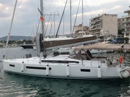 Sun Odyssey 490 in Volos / Port of Volos thumbnail 6