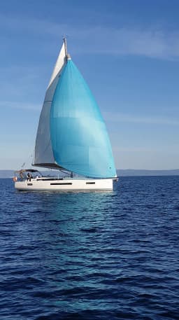 Sun Odyssey 490 in Volos / Port of Volos thumbnail 9
