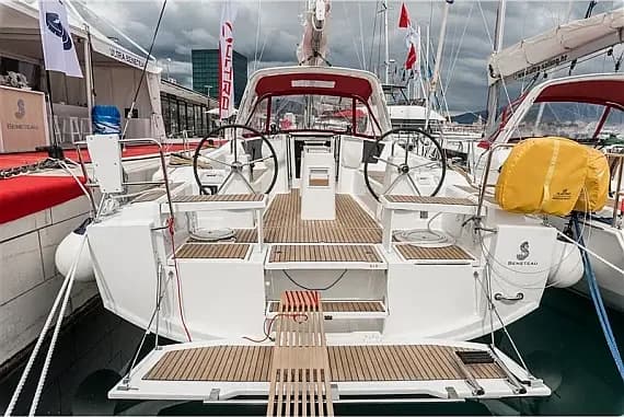 Oceanis 38.1 in Split / ACI Marina Split - Photo 1