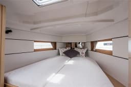 Oceanis 38.1 in Split / ACI Marina Split thumbnail 5