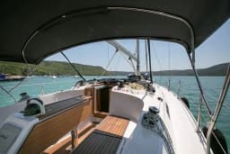 Bavaria Cruiser 37 in Pula / Trget Port thumbnail 11