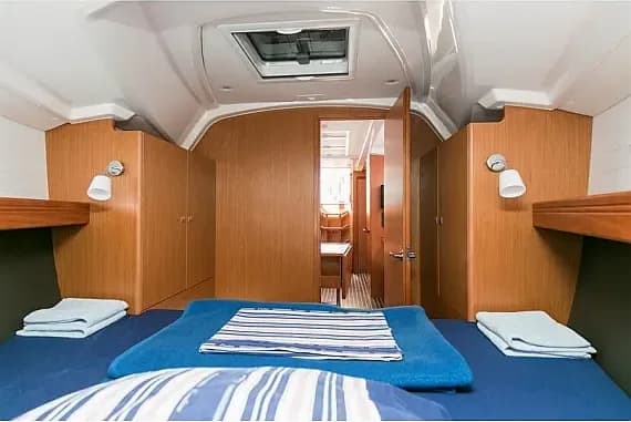 Bavaria Cruiser 37 in Pula / Trget Port - Photo 3
