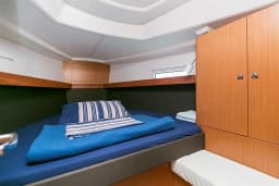 Bavaria Cruiser 37 in Pula / Trget Port thumbnail 5