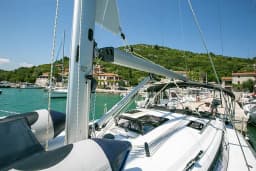 Bavaria Cruiser 37 in Pula / Trget Port thumbnail 9