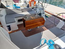 Bavaria 51 Cruiser in Herceg Novi / Lazure Meljine Marina thumbnail 16