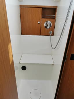 Bavaria 51 Cruiser in Herceg Novi / Lazure Meljine Marina thumbnail 3
