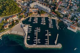 Bavaria 51 Cruiser in Herceg Novi / Lazure Meljine Marina thumbnail 5
