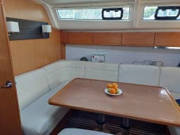 Bavaria 51 Cruiser in Herceg Novi / Lazure Meljine Marina thumbnail 8