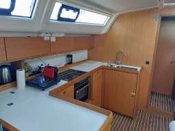 Bavaria 51 Cruiser in Herceg Novi / Lazure Meljine Marina thumbnail 9