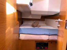 Sun Odyssey 479 in Athens / Alimos Marina thumbnail 18