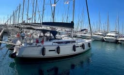 Sun Odyssey 479 in Athens / Alimos Marina thumbnail 8