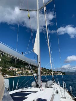 Sun Odyssey 519 in Lefkada / Marina Perigiali thumbnail 15