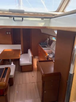 Sun Odyssey 519 in Lefkada / Marina Perigiali thumbnail 16