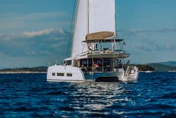 Dufour Catamaran 48 in Primošten / Marina Kremik thumbnail 5