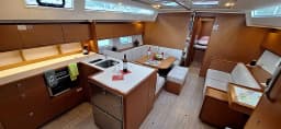 Bavaria C50 in Lefkada / Nikiana Marina thumbnail 10