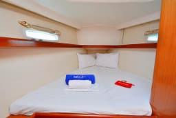 Oceanis 43 in Volos / Port of Volos thumbnail 6