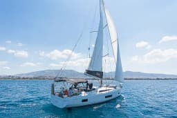 Oceanis 46.1 in Athens / Alimos Marina thumbnail 15