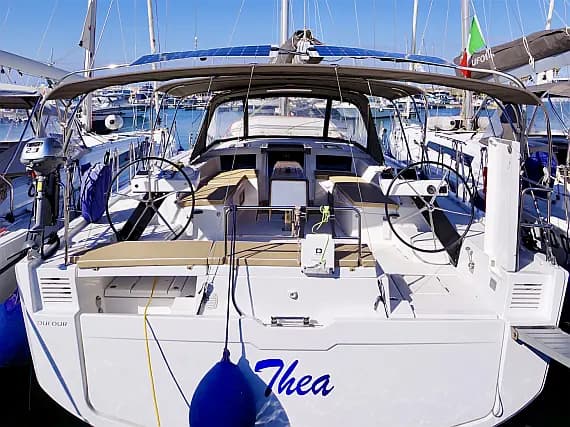 Dufour 530 in Castellammare di Stabia / Marina di Stabia - Photo 1