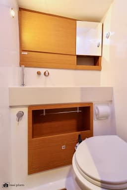 Dufour 530 in Castellammare di Stabia / Marina di Stabia thumbnail 12