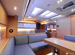 Dufour 530 in Castellammare di Stabia / Marina di Stabia thumbnail 17