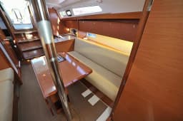 Dufour 360 Grand Large in Sardinia / Portisco / Marina di Portisco thumbnail 13