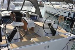 Dufour 360 Grand Large in Sardinia / Portisco / Marina di Portisco thumbnail 19