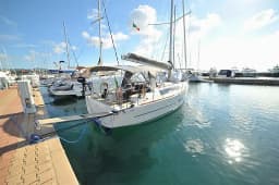 Dufour 360 Grand Large in Sardinia / Portisco / Marina di Portisco thumbnail 25