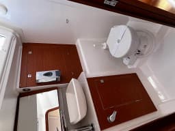 Dufour 360 Grand Large in Sardinia / Portisco / Marina di Portisco thumbnail 9
