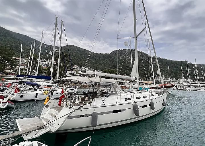 Bavaria 45 in Fethiye / Yacht Club Mai - Photo 1
