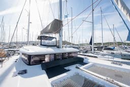 Lagoon 450 Fly in Lavrion / Olympic Marina thumbnail 20