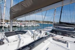 Lagoon 450 Fly in Lavrion / Olympic Marina thumbnail 22