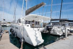 Lagoon 450 Fly in Lavrion / Olympic Marina thumbnail 24