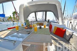 Oceanis 35 in Kos / Marina Kos thumbnail 17