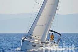 Oceanis 35 in Kos / Marina Kos thumbnail 5