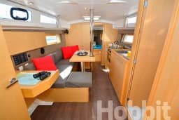 Oceanis 35 in Kos / Marina Kos thumbnail 8