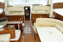 Prestige 46 Fly in Primošten / Marina Kremik thumbnail 5